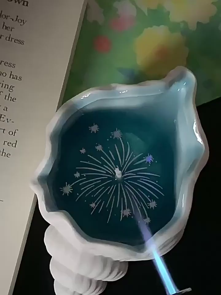 Fireworks at Sea Shell Candle - Hand-Poured Ocean Jelly Wax Scented Candle  Fresh Floral Scent